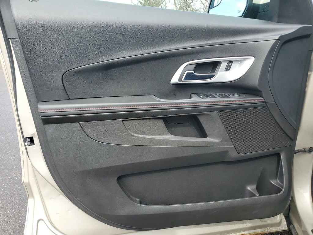 Used 2013 Chevrolet Equinox LT w/ Driver Convenience Package image 11