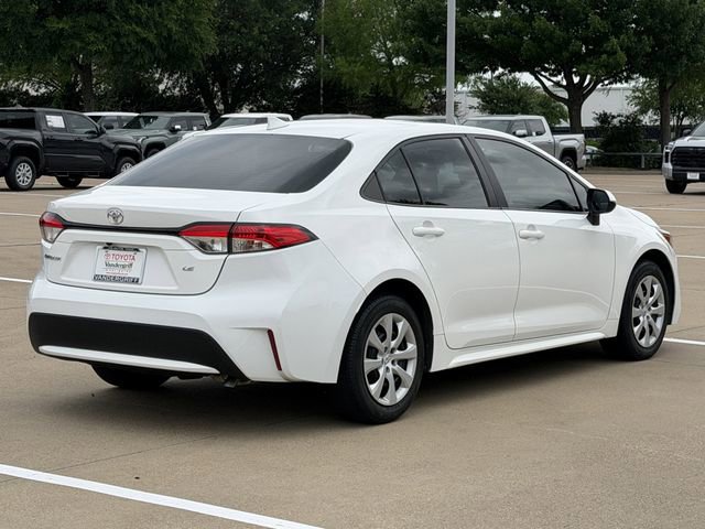 Certified 2022 Toyota Corolla LE image 4