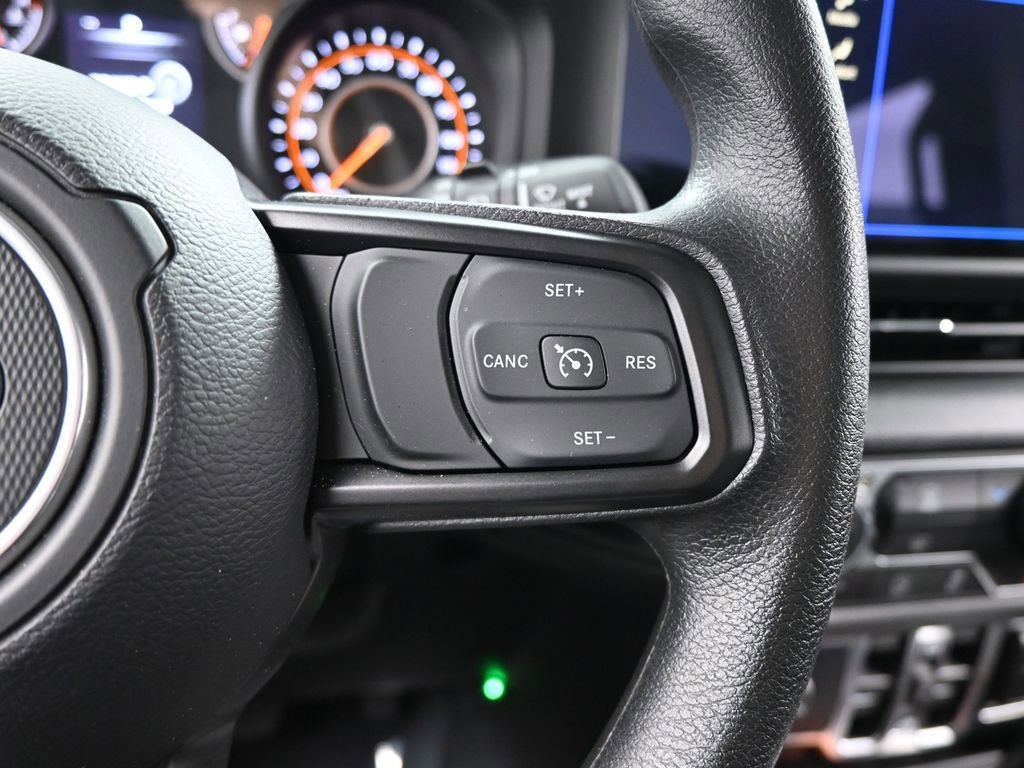 Used 2025 Jeep Wrangler Sport image 24