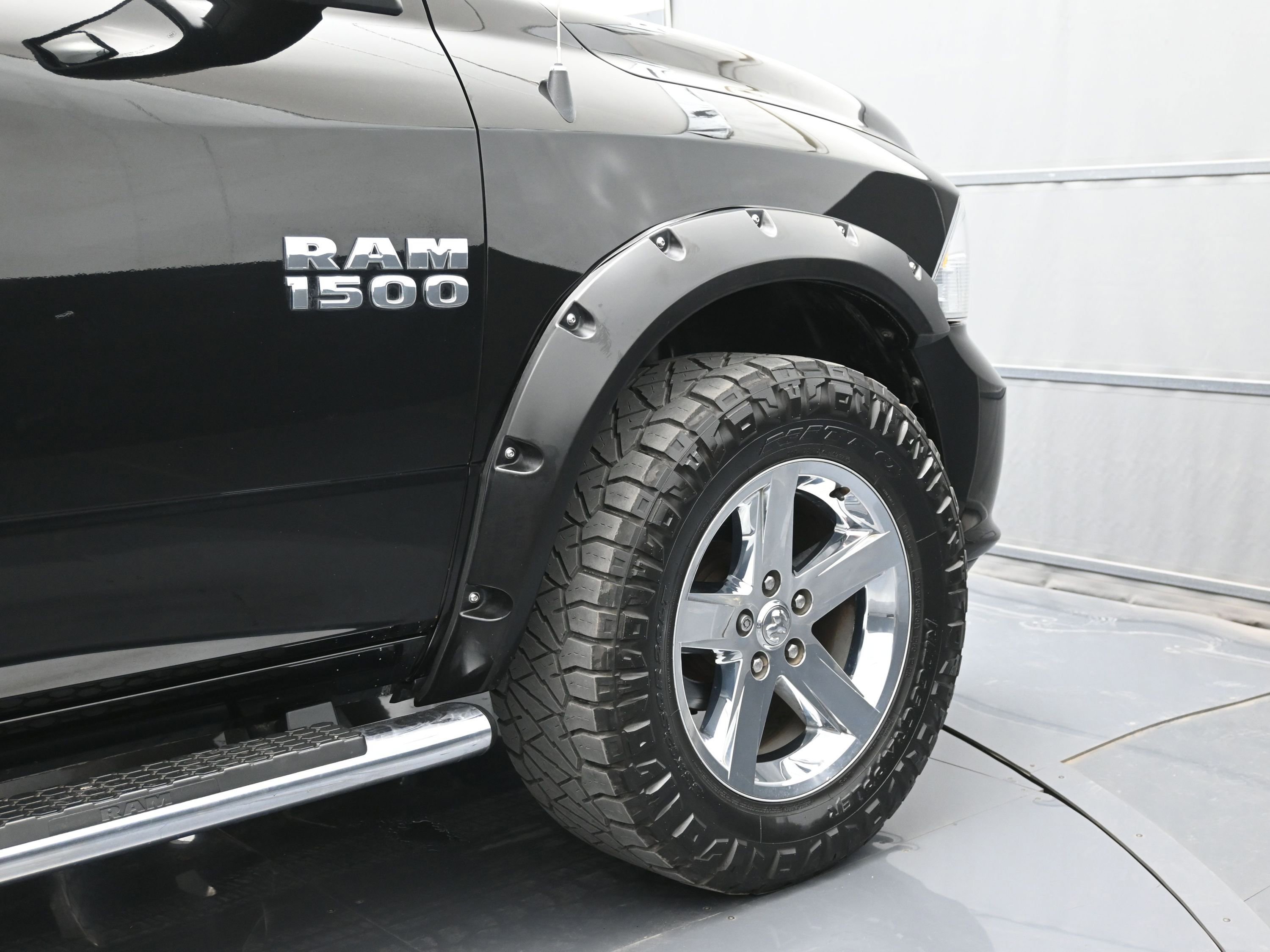 Used 2014 RAM 1500 Express image 45