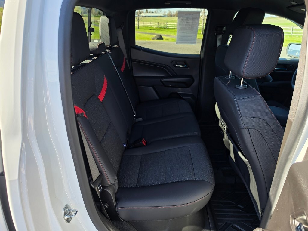 Used 2024 Chevrolet Colorado Z71 w/ Z71 Convenience Package 2 image 22