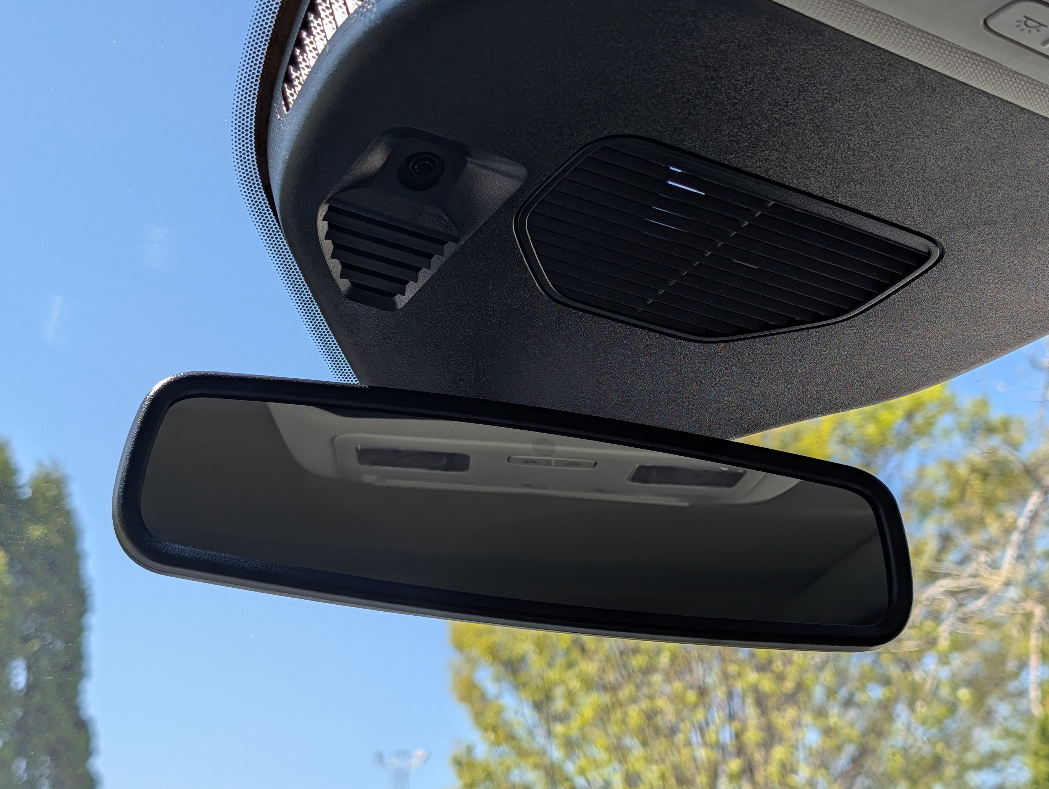 Used 2026 Ford Escape SE w/ PHEV Premium Package image 32