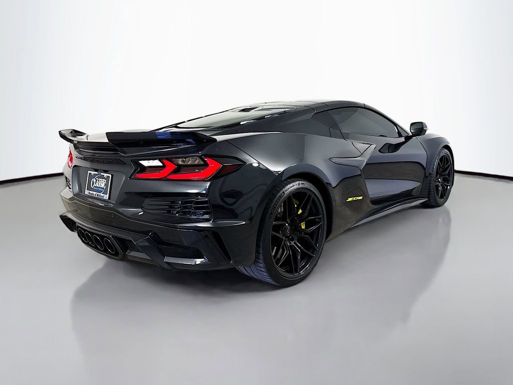 Used 2024 Chevrolet Corvette Z06 w/ Stealth Interior Trim Package image 7