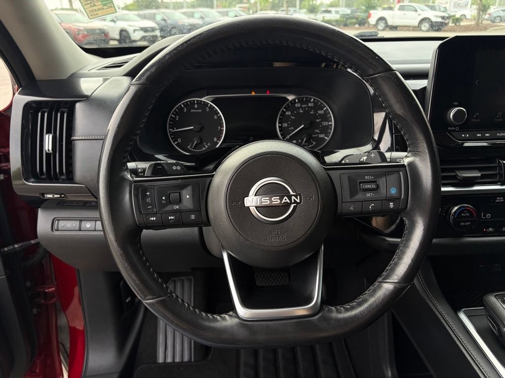Certified 2022 Nissan Pathfinder SV FWD image 16