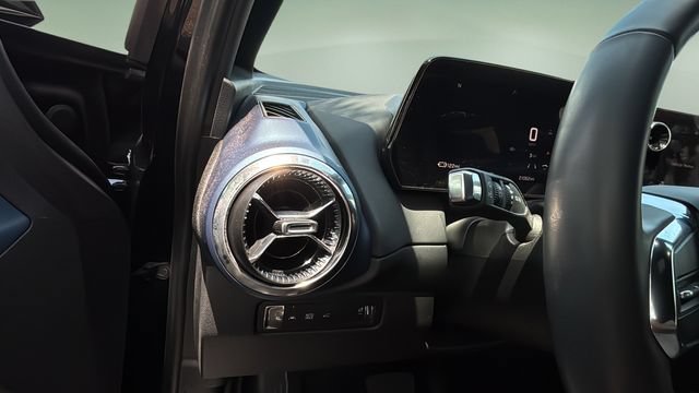Used 2024 Chevrolet Equinox EV LT AWD/4WD image 20
