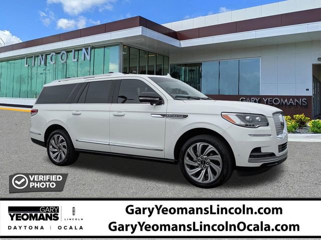 Used 2023 Lincoln Navigator L Reserve image 1