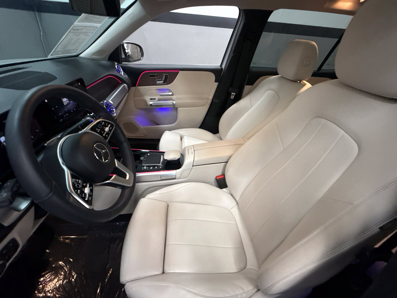 Certified 2023 Mercedes-Benz GLB 250 image 20