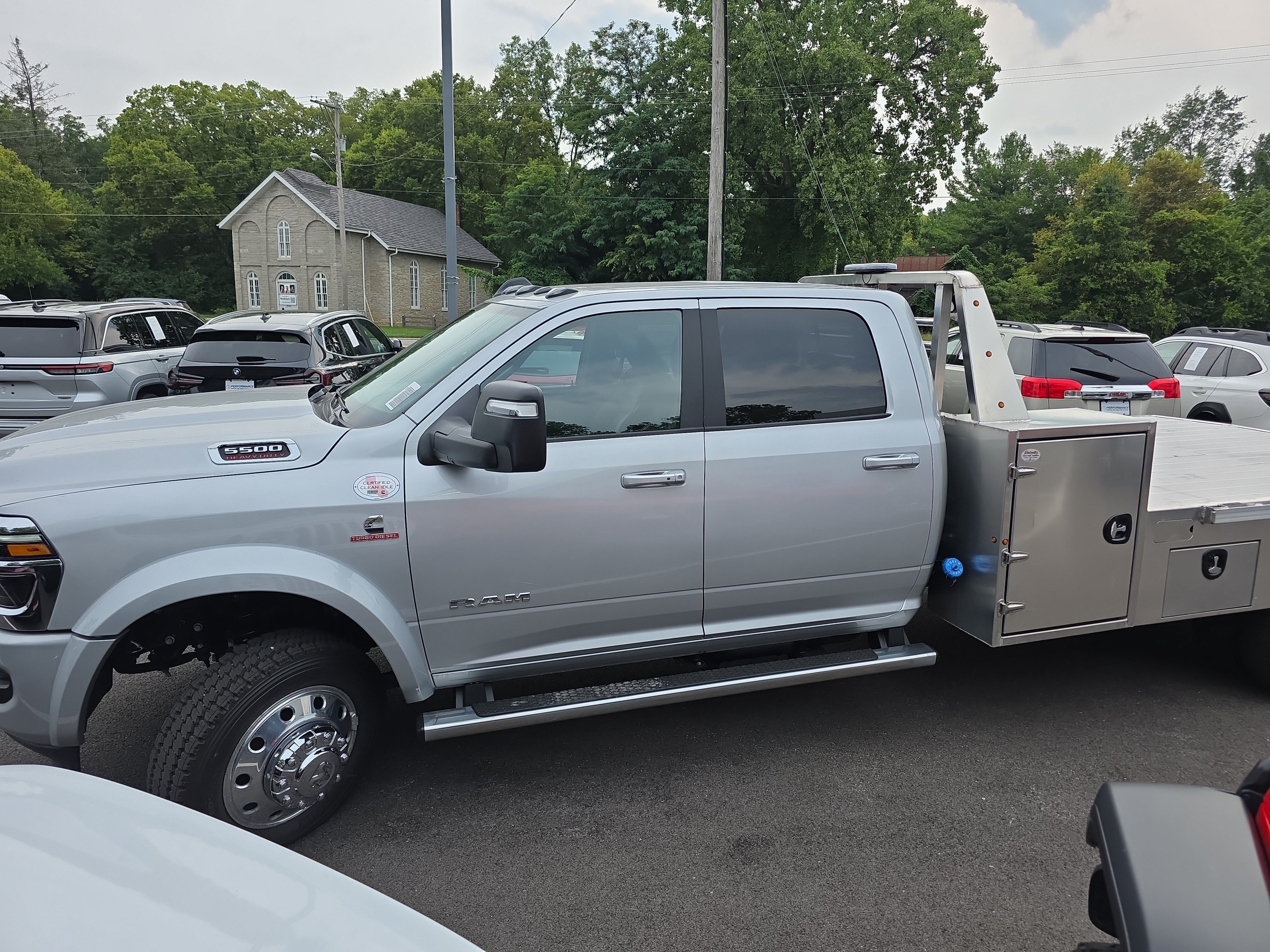 New 2026 RAM 5500 4x4 Crew Cab w/ Laramie Trim Package image 24