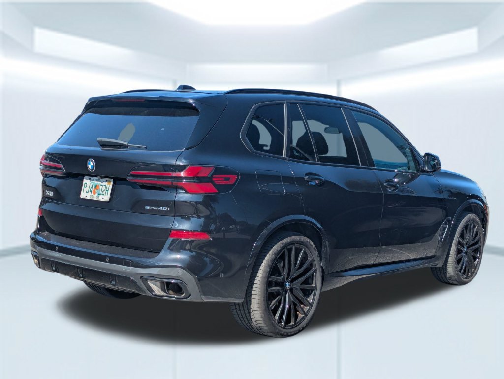 Used 2024 BMW X5 sDrive40i w/ M Sport Package RWD image 5