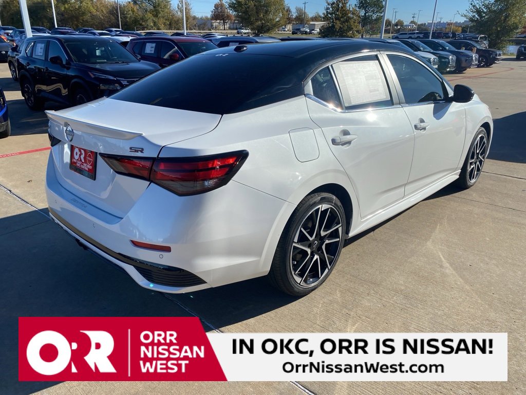 New 2025 Nissan Sentra SR image 5