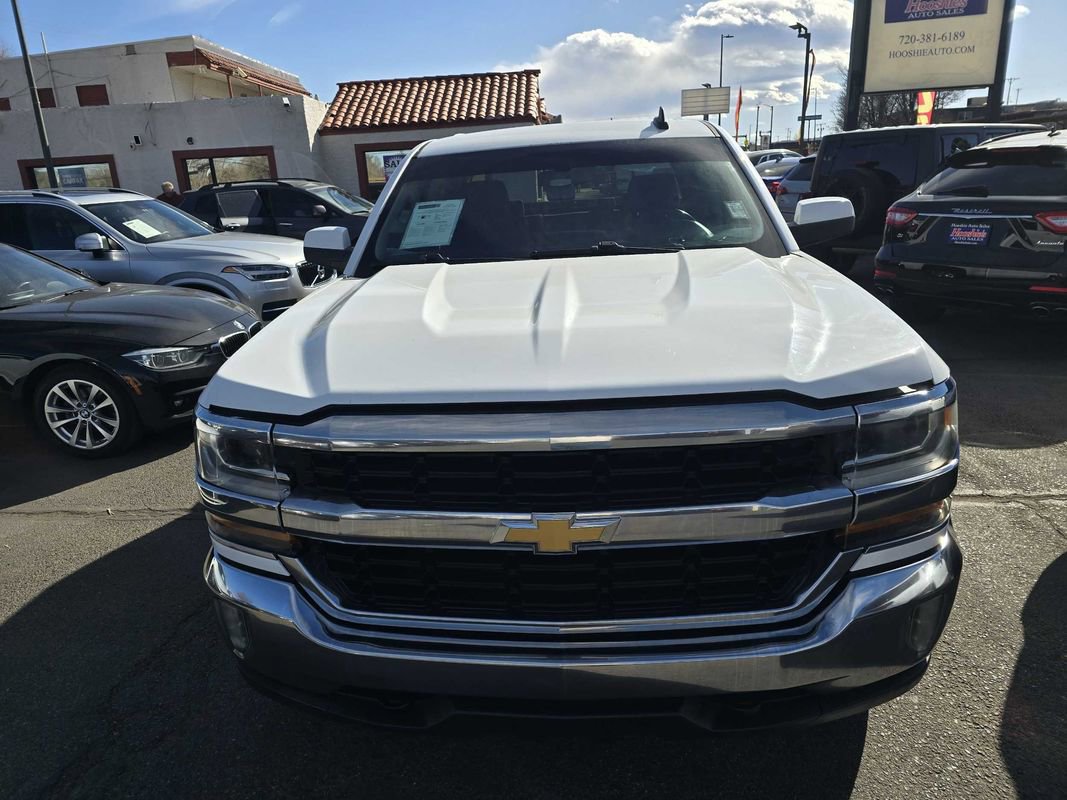 Used 2018 Chevrolet Silverado 1500 LT w/ Texas Edition image 3