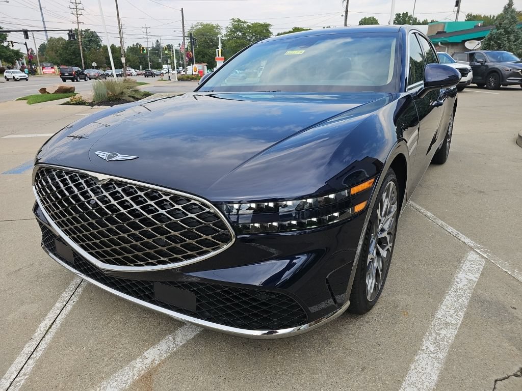 Used 2024 Genesis G90 3.5T AWD/4WD image 9