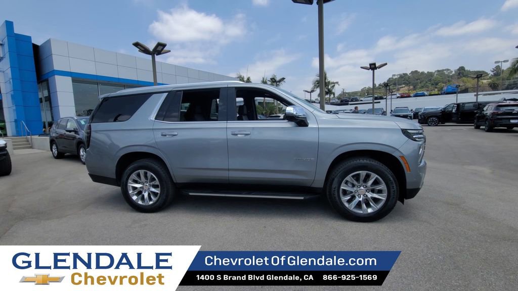Certified 2025 Chevrolet Tahoe Premier AWD/4WD image 2