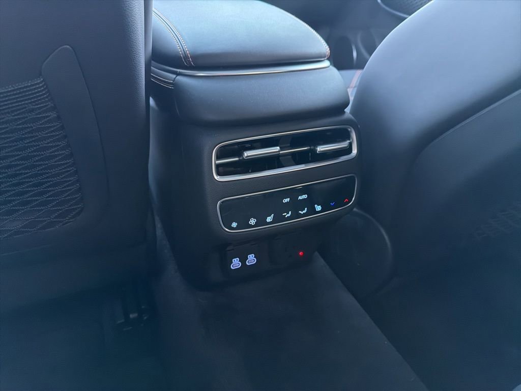 Used 2026 Genesis GV70 3.5T Sport Prestige image 38