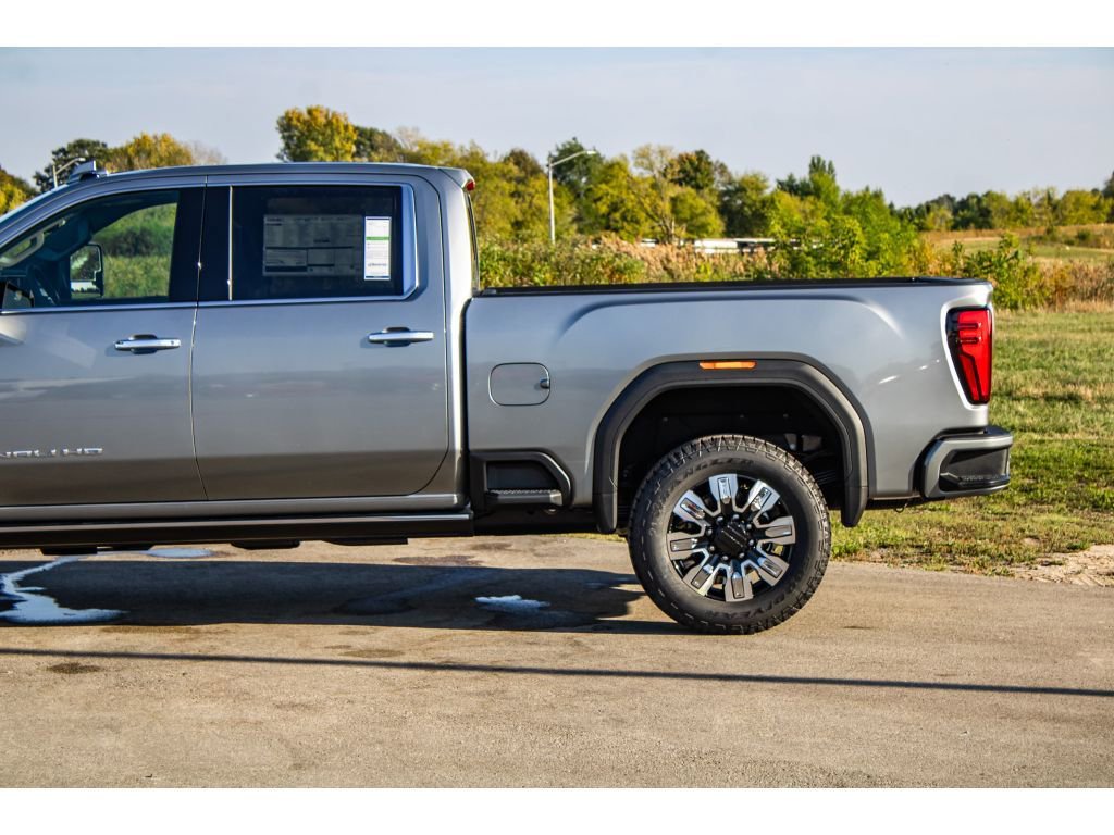 New 2026 GMC Sierra 3500 Denali w/ Denali Reserve Package image 45
