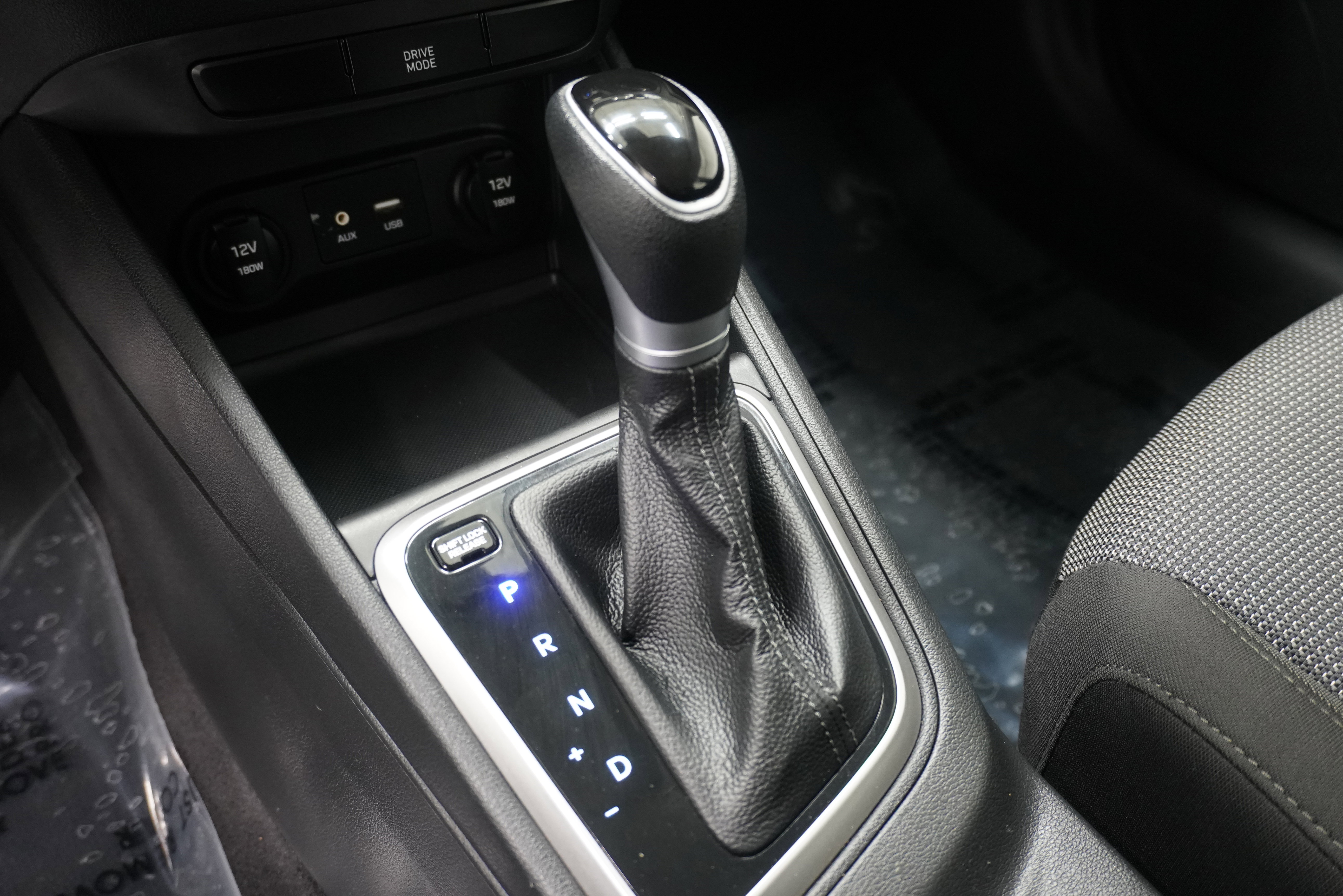 Used 2021 Hyundai Accent SE FWD image 19