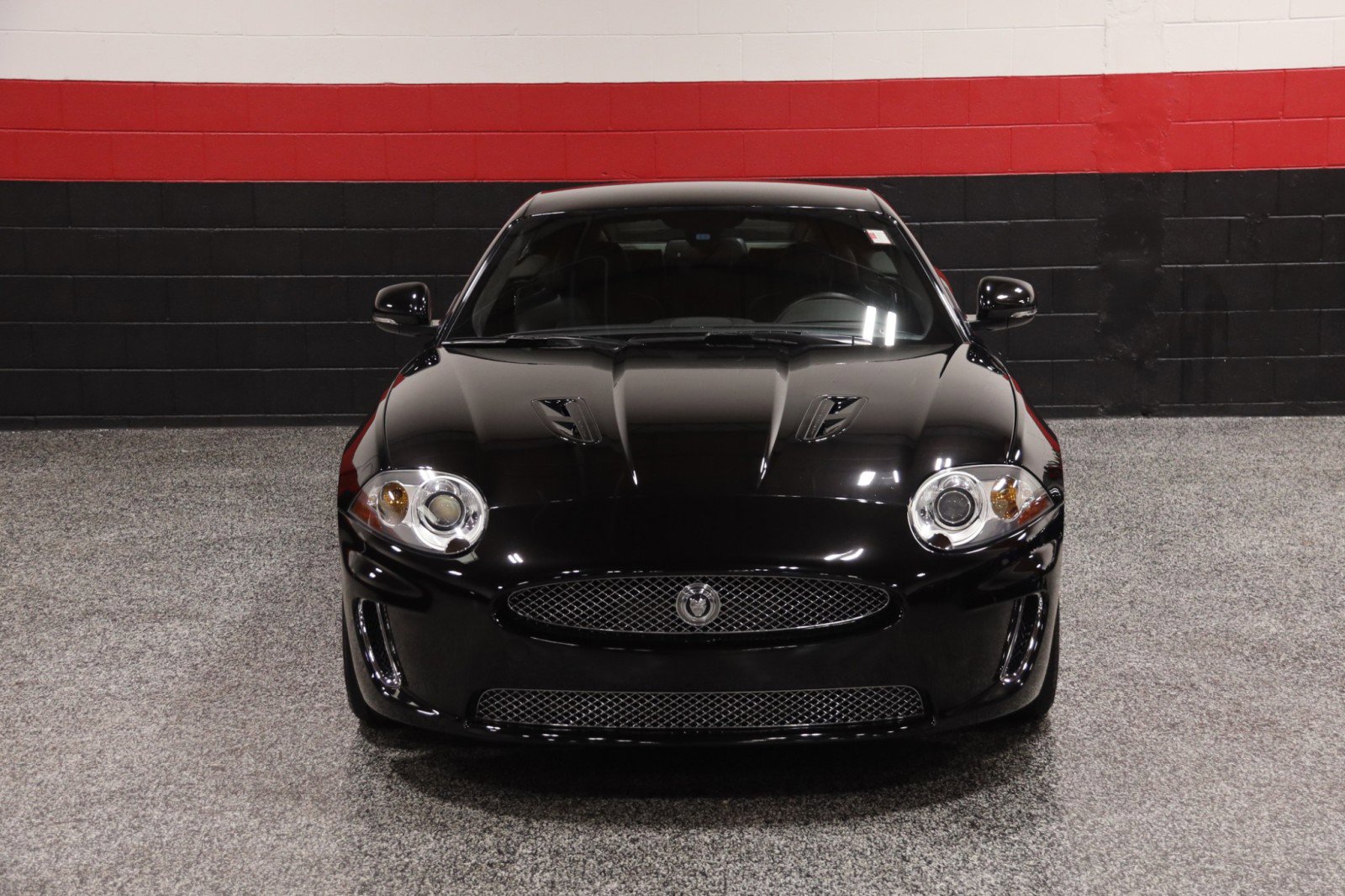 Used 2011 Jaguar XKR R image 12