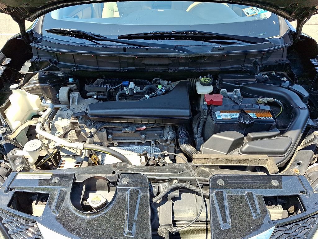 Used 2015 Nissan Rogue S AWD/4WD image 28