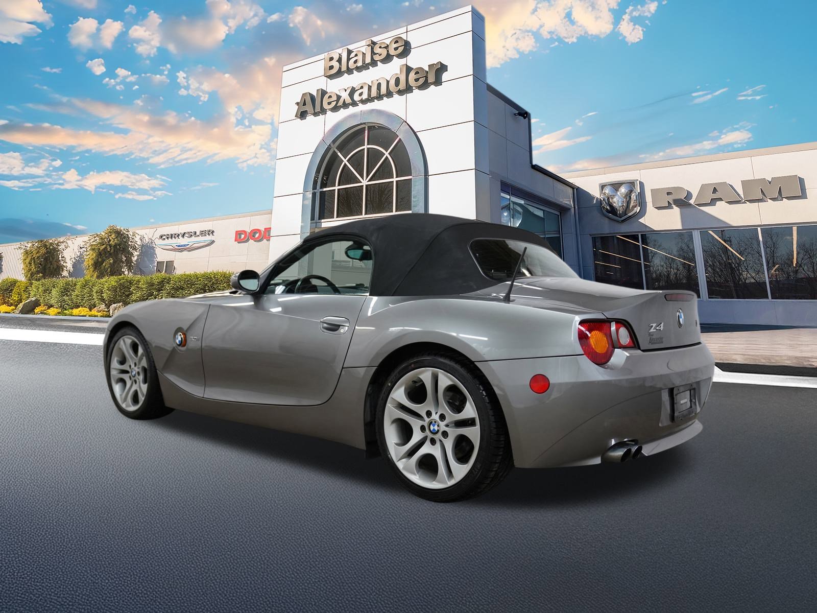 Used 2004 BMW Z4 3.0i image 8
