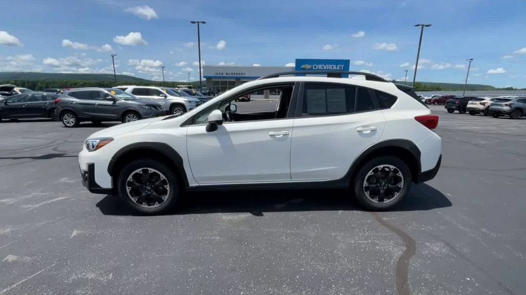 Used 2023 Subaru Crosstrek 2.0i Premium AWD/4WD image 5