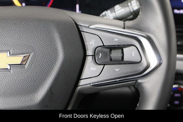 Used 2025 Chevrolet Trax LT w/ LT Convenience Package image 10