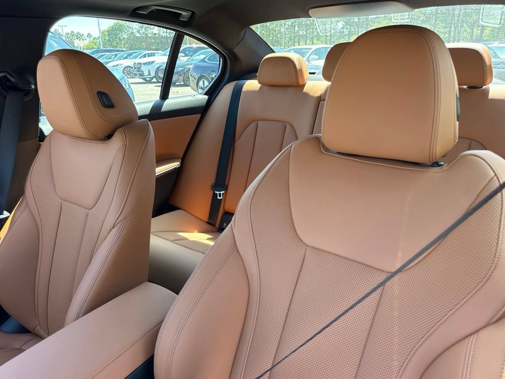 New 2026 BMW 330i Sedan w/ Convenience Package RWD image 19