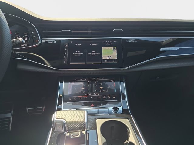 Used 2024 Audi RS Q8 w/ Black Optic Package image 23