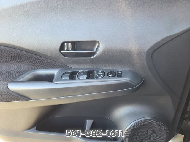 Used 2021 Nissan Kicks S FWD image 28
