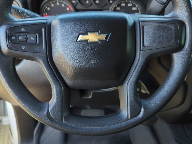 Used 2022 Chevrolet Silverado 2500 Custom w/ Custom Convenience Package image 5