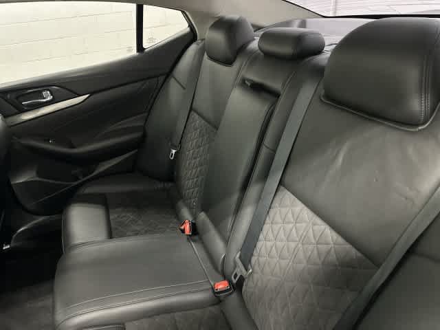 Used 2017 Nissan Maxima SR w/ Midnight Edition FWD image 14