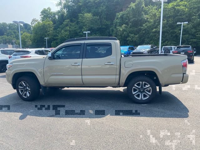 Used 2017 Toyota Tacoma Limited w/ Tow Package AWD/4WD image 3