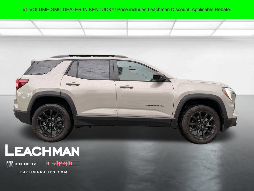 Used 2025 GMC Terrain Elevation w/ Elevation Premium Package AWD/4WD image 2