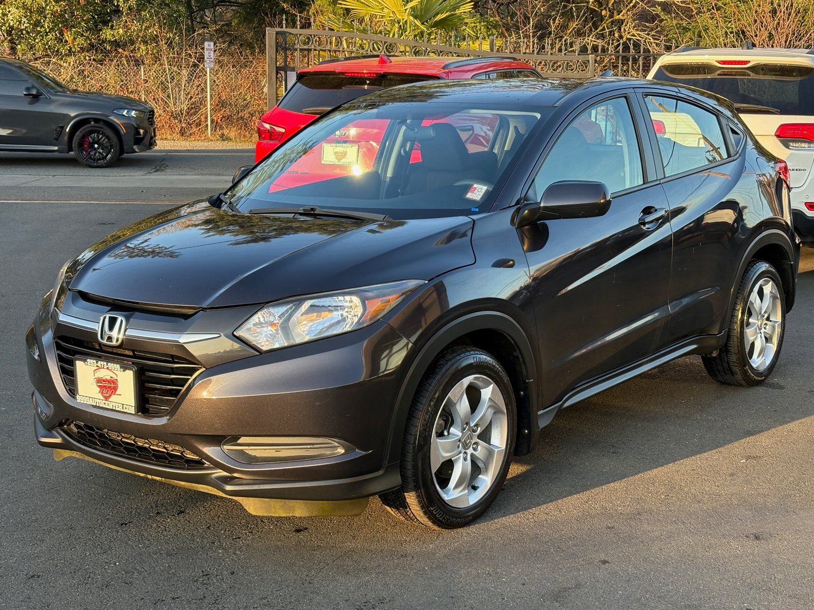 Used 2016 Honda HR-V LX image 3