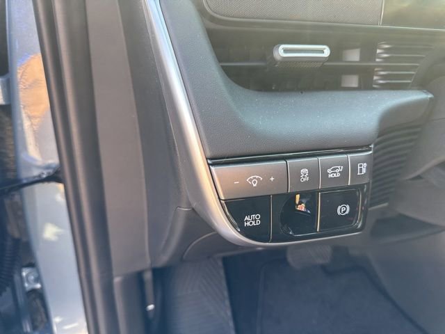 Used 2026 Hyundai Ioniq 5 Limited image 11
