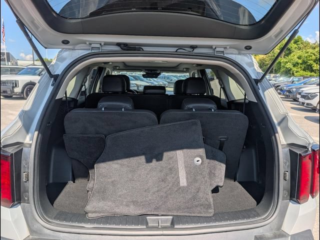Certified 2022 Kia Sorento S w/ Panoramic Sunroof Package AWD/4WD image 19