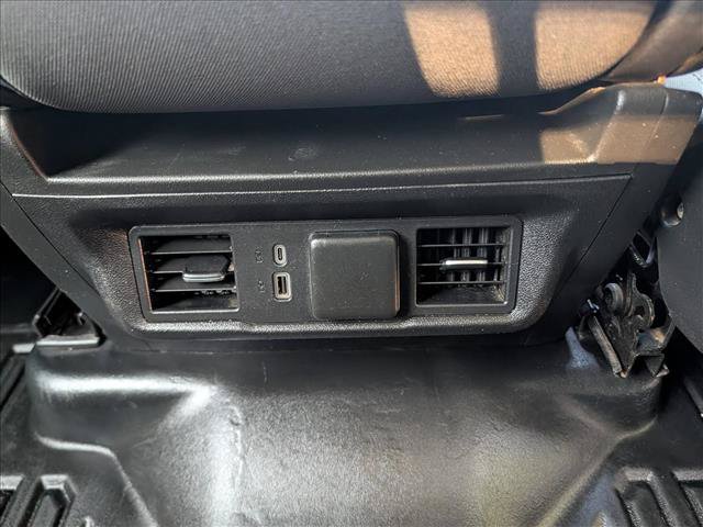 Used 2024 Chevrolet Silverado 2500 LT w/ Convenience Package AWD/4WD image 15