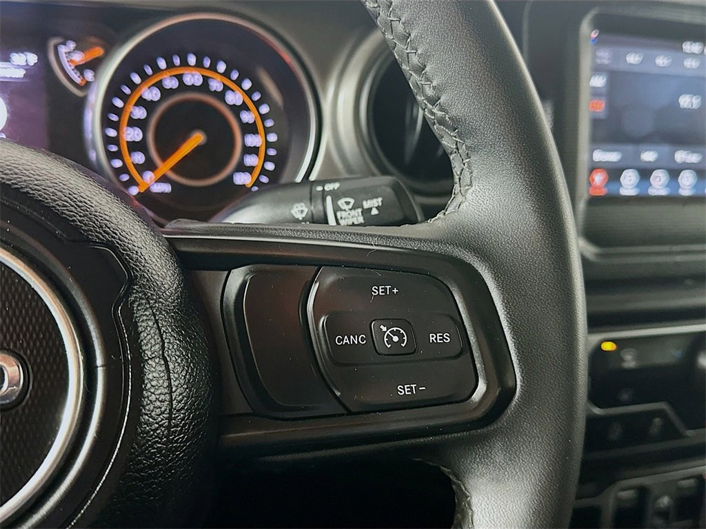 Used 2023 Jeep Gladiator Sport image 26