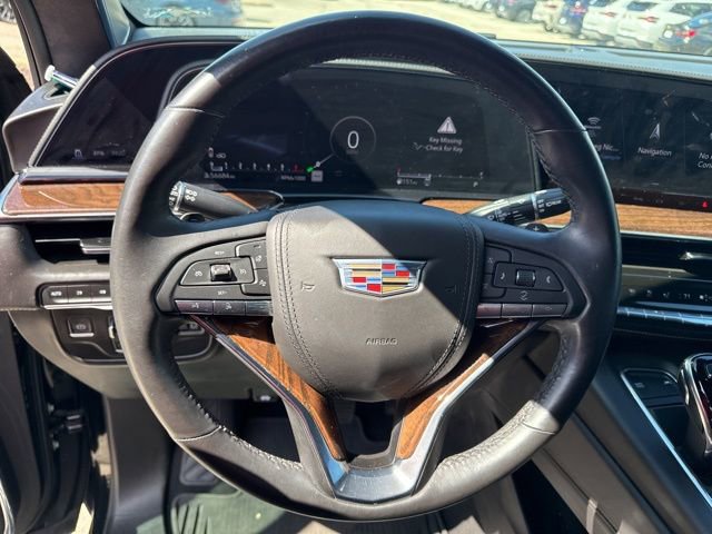 Used 2021 Cadillac Escalade Premium Luxury Platinum w/ Heavy-Duty Trailer Package image 16