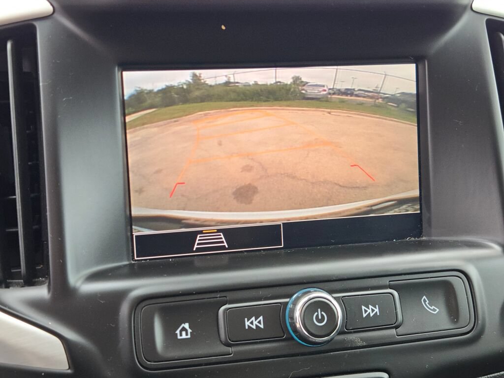Used 2024 GMC Terrain SLE FWD image 28