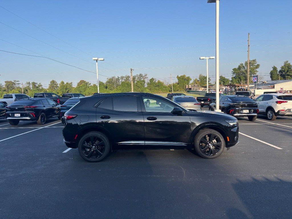 Used 2023 Buick Envision Essence w/ Sport Touring Package AWD/4WD image 2