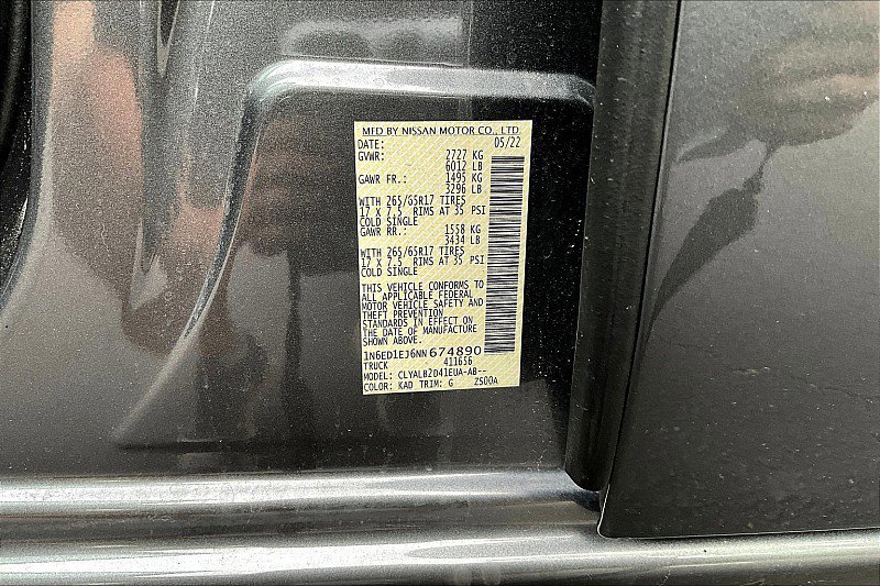 Used 2022 Nissan Frontier SV w/ Technology Package image 35