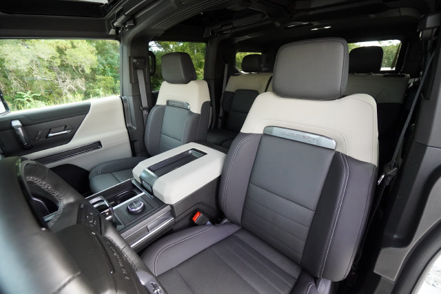Used 2026 GMC Hummer EV SUV AWD/4WD image 22