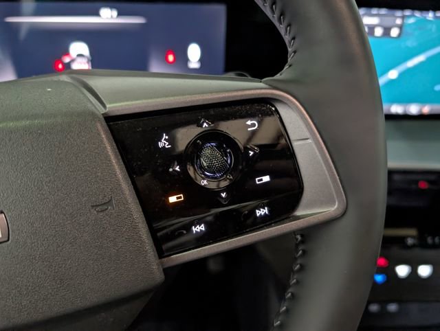 Used 2025 Nissan Murano SL AWD/4WD image 18