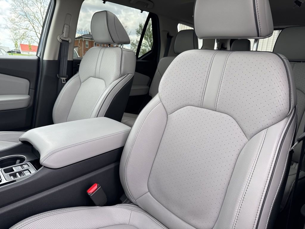 Certified 2025 Honda Pilot Elite image 32