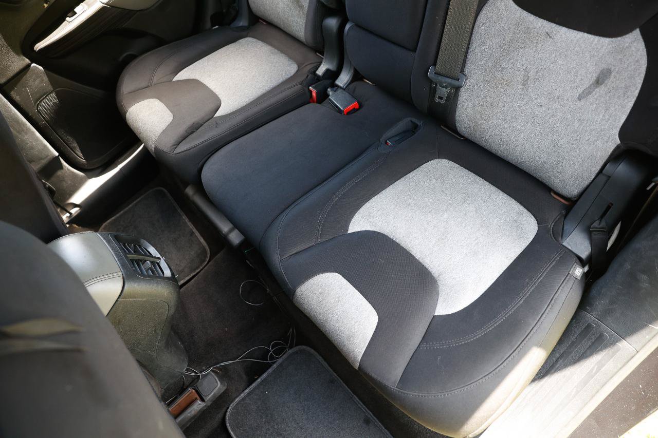 Used 2014 Jeep Cherokee Sport FWD image 10