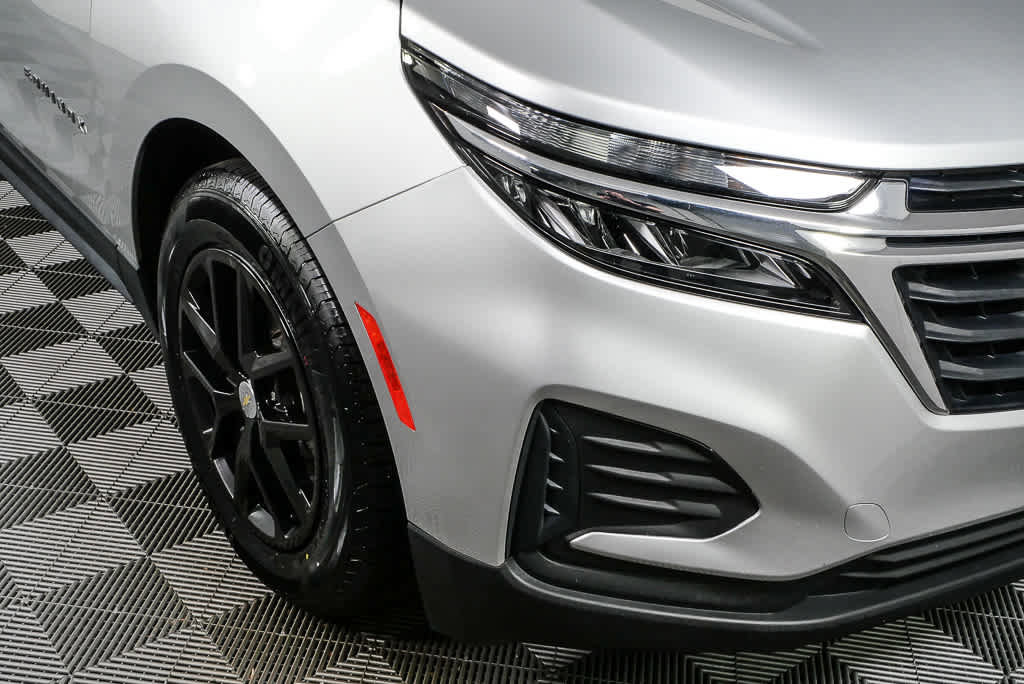 Used 2022 Chevrolet Equinox LS image 35