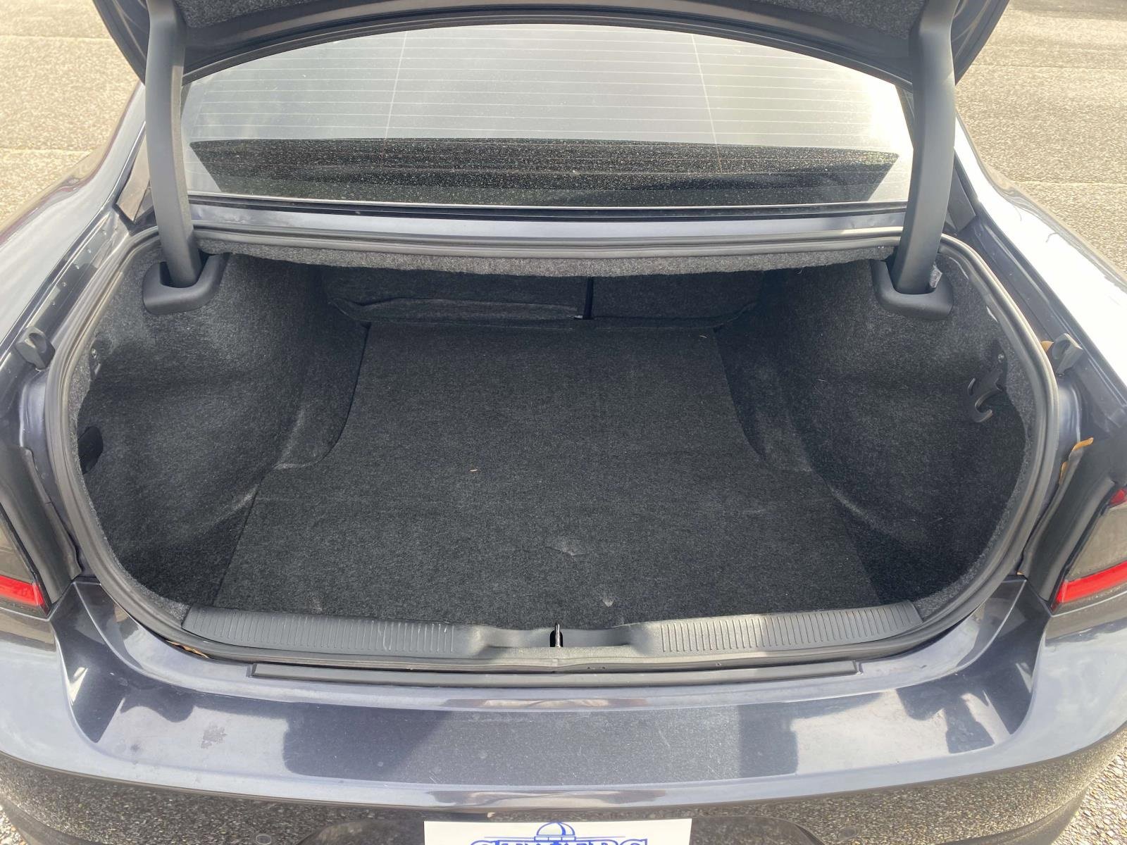 Used 2018 Dodge Charger SXT Plus image 10