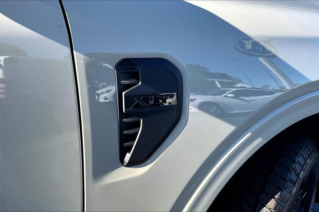 New 2026 Ford Ranger XLT w/ Equipment Group 301A High image 9