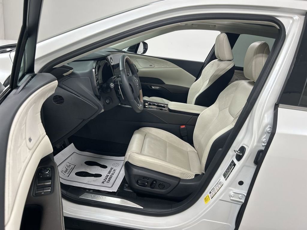 Used 2023 Lexus RX 350 AWD w/ Accessory Package image 9