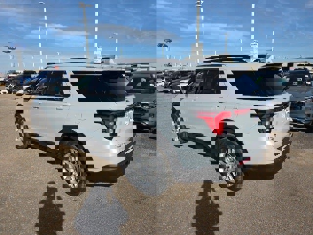 New 2026 Ford Explorer Active image 3